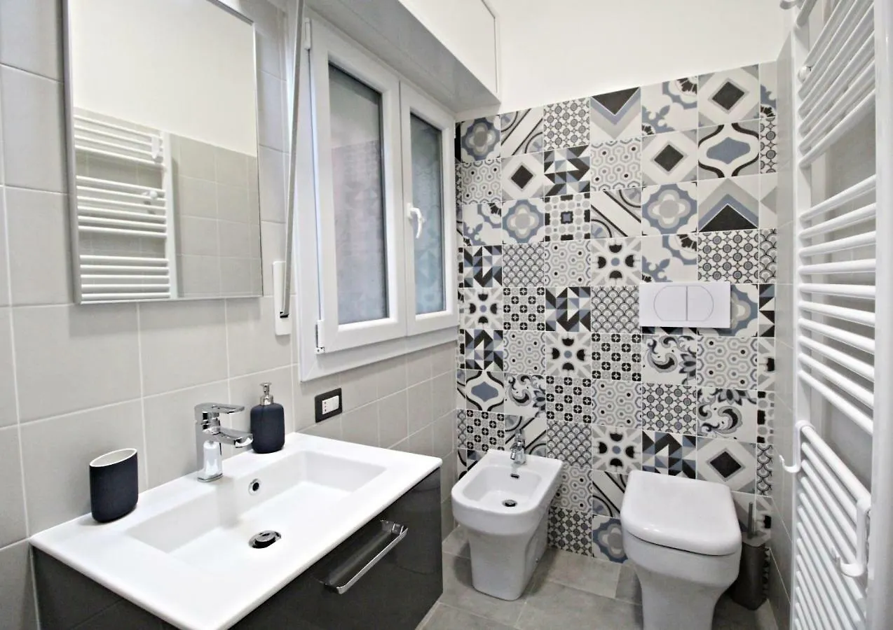 Guest house Room And Breakfast San Rafel Bologna